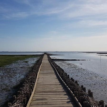 Wohnmobilstellplatz Hemenswarft An Der Nordsee - Meerblick Emmelsbull-Horsbull Екстер'єр фото